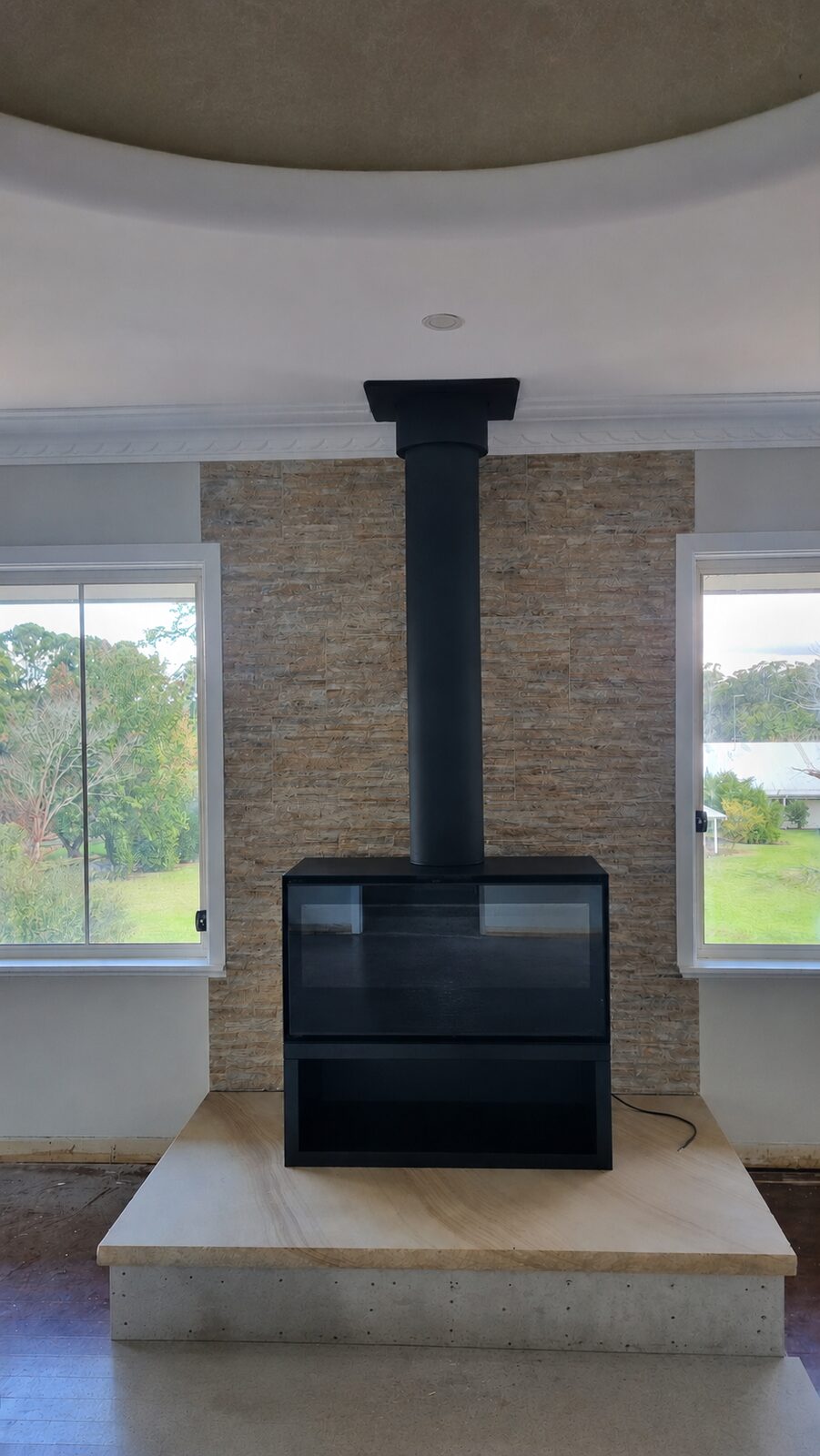 Fireplace installation — Hawkesbury